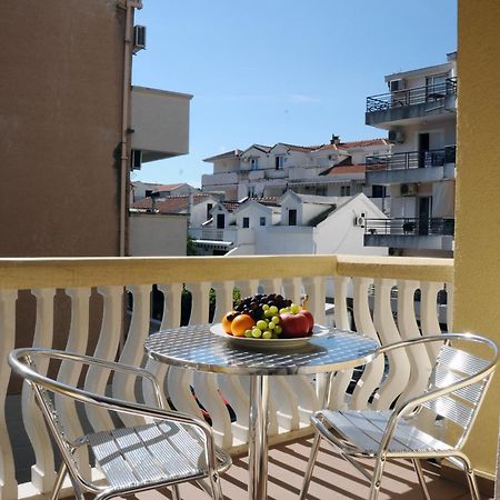 Budva Inn Guest House Ngoại thất bức ảnh