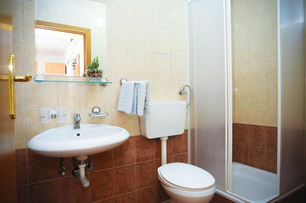 Budva Inn Guest House Phòng bức ảnh