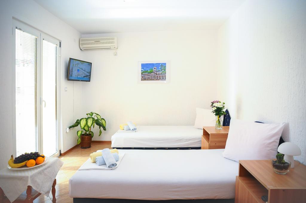 Budva Inn Guest House Phòng bức ảnh
